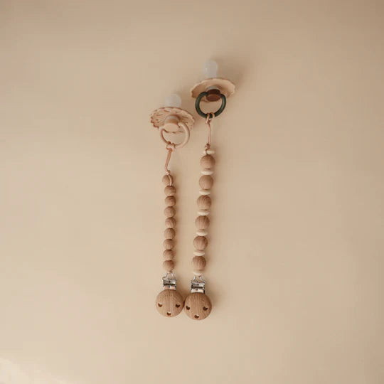 Pacifier Clip | Luna - Faux Wood par Mushie - Baby Shower Gifts | Jourès