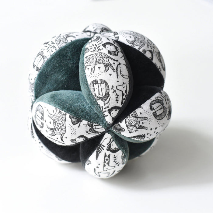Sensory Puzzle Ball - Wild par Wee Gallery - Baby Shower Gifts | Jourès