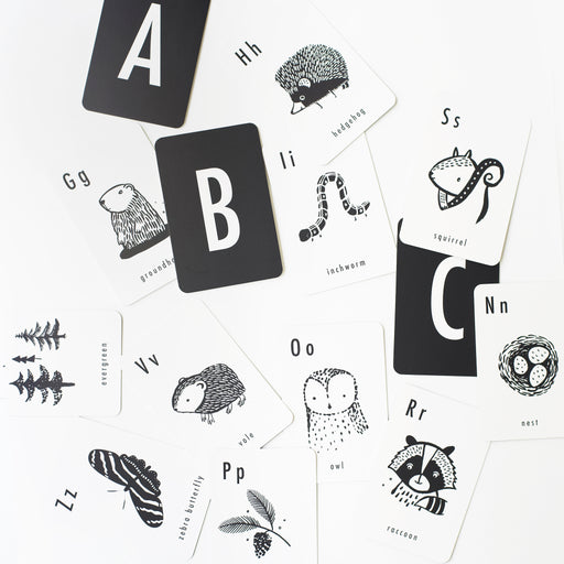 Alphabet Cards - Woodland Animals par Wee Gallery - The Black & White Collection | Jourès